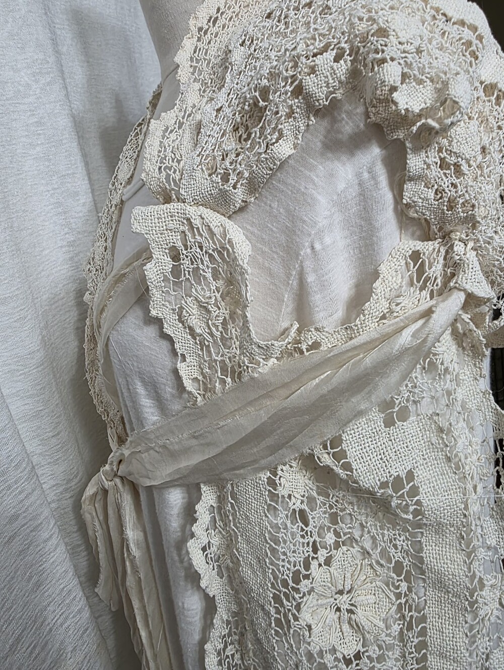 OVERLAY🩷CAPLETT🩷 APRON🩷 MOSSIE ANNA ARTISAN DESIGN NWT - Picture 9 of 16